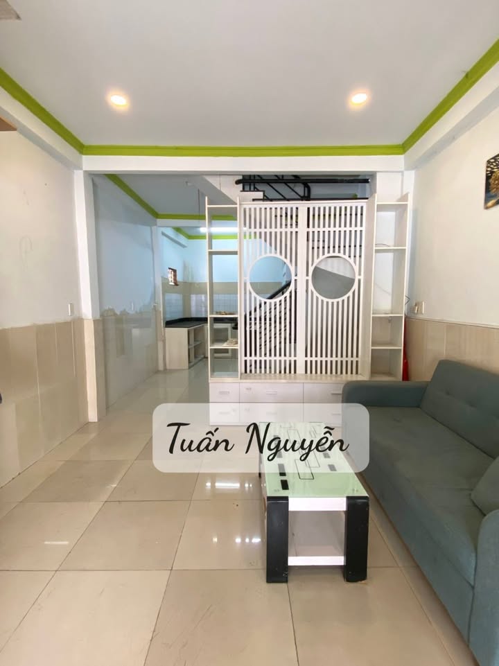 Nhà cho thuê hẻm Huỳnh Tấn Phát, Quận 7, 40m² chỉ 8 triệu/tháng - Nội thất đầy đủ!