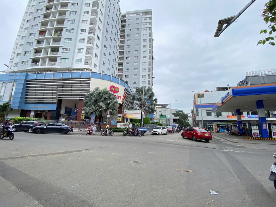 Nhà thuê đường Hoa Sứ, Phú Nhuận 60m² - Bàn giao ngay, giá thỏa thuận!