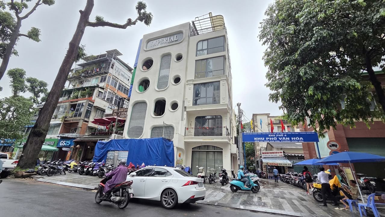 Nhà góc 2 mặt tiền Trần Cao Vân, Quận 3, 67m² giá 160 triệu - Thang máy hiện đại!