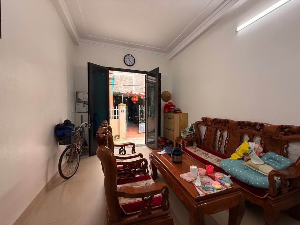 Nhà 3 tầng tại Yên Thường, Gia Lâm 40m² giá 3.75 tỷ - Sổ đỏ chính chủ!