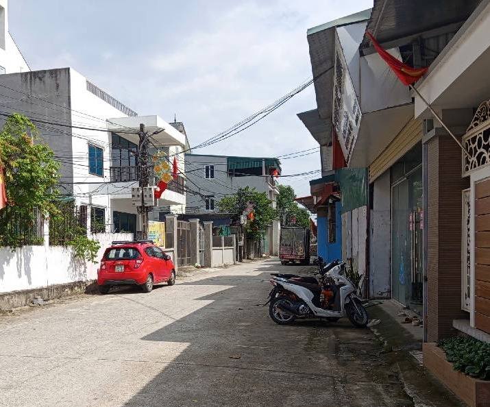 Nhà 3 tầng Tiên Dương, Đông Anh 103m² - Gần cầu Nhật Tân, thuận tiện giao thông!