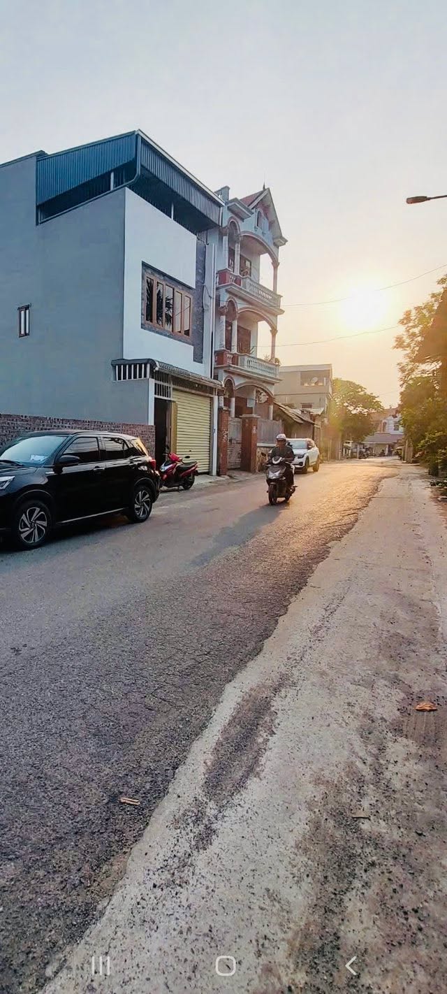 Đất nền Hạ Bằng Thạch Thất 100m² - Mặt tiền 5m, cơ hội đầu tư hiếm có!