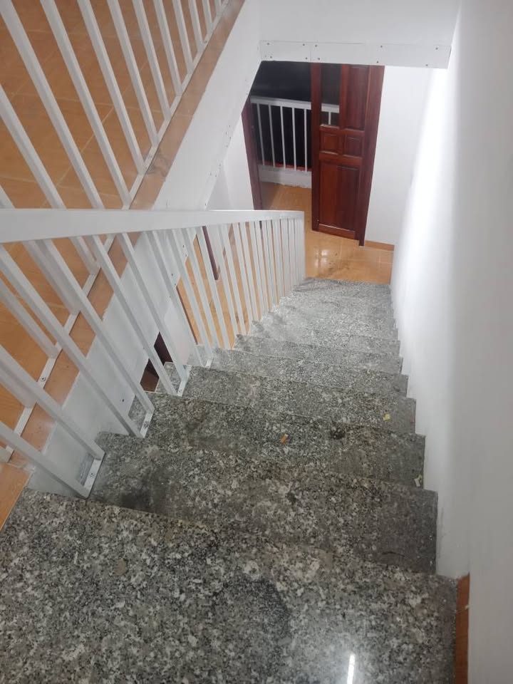 Nhà bán trung tâm Nha Trang 77m² giá 2.8 tỷ - Đầu tư sinh lời ngay!