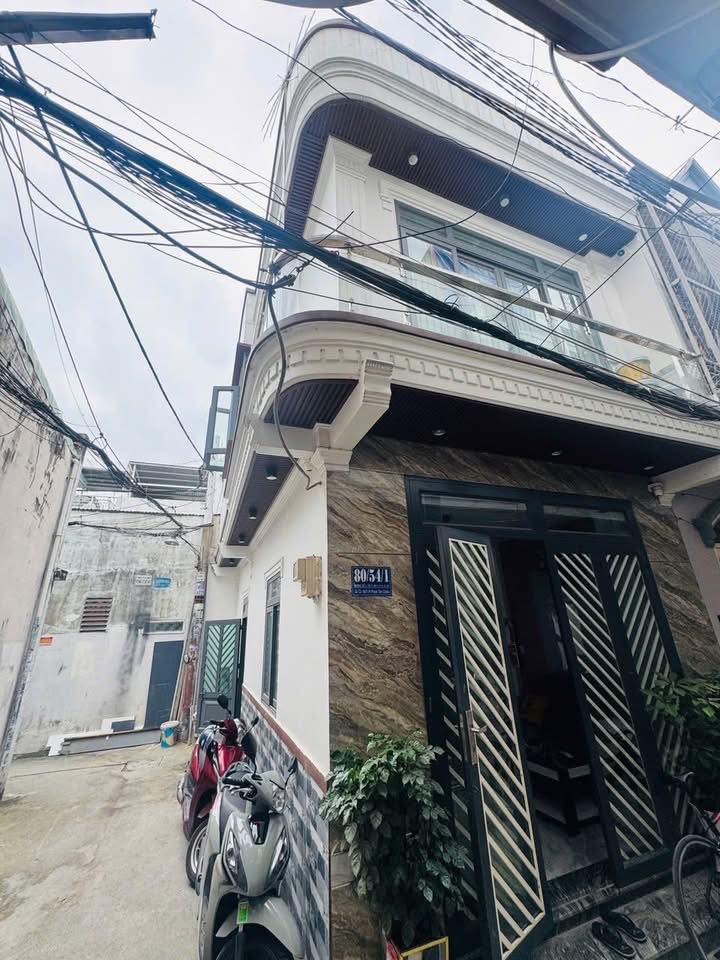 Nhà riêng Gò Vấp 28m² giá 3.89 tỷ - Full nội thất cao cấp, sang trọng!