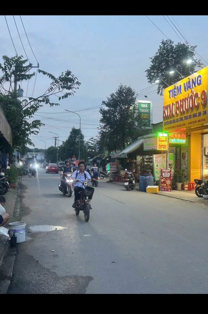 Cặp trọ mặt tiền Bình Chuẩn 31, diện tích 300m², giá 7.8 tỷ - Kinh doanh đa ngành nghề