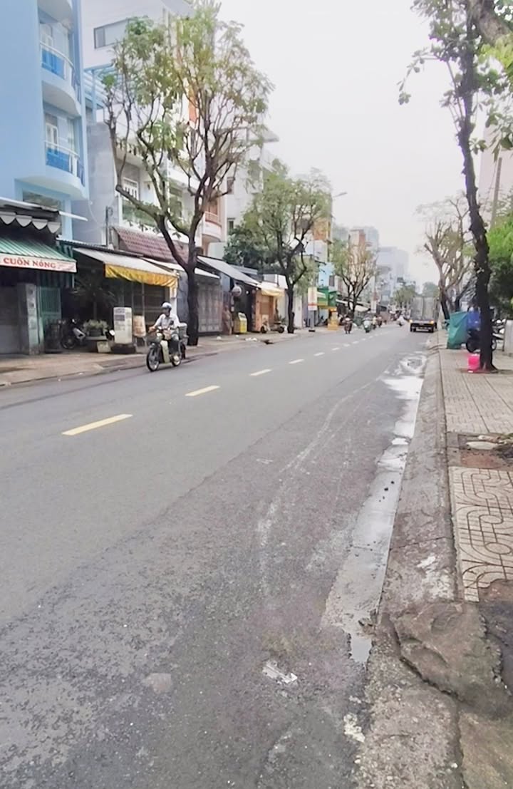 Nhà phố 4 tầng đường Phạm Văn Chí Q6, 54m² giá 6.5 tỷ - Đầu tư sinh lời ngay!