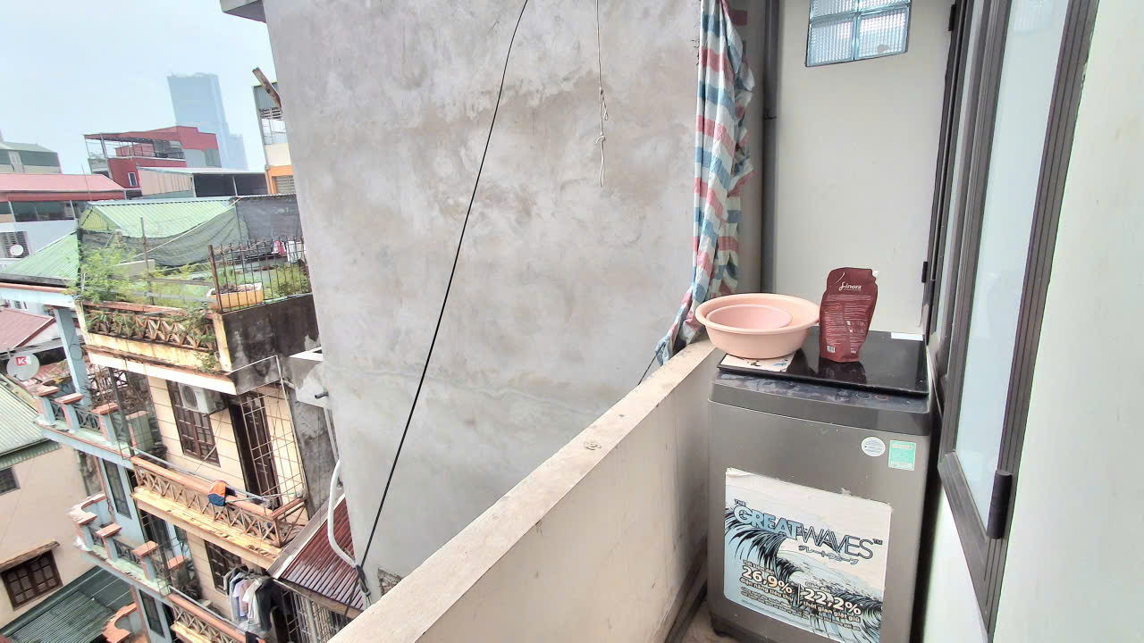 Căn hộ cho thuê tại Ngõ 148 Trần Duy Hưng 45m² - Nội thất đầy đủ, thoáng mát!