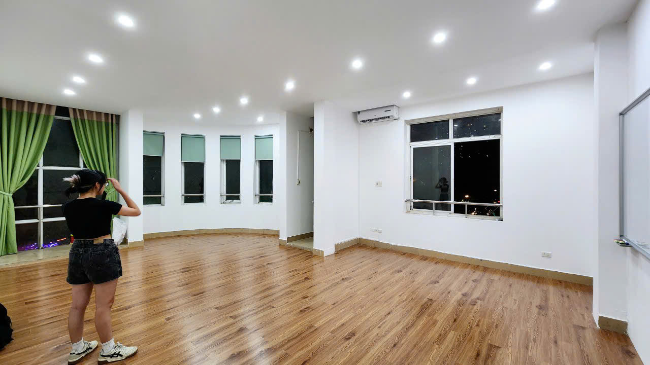 Văn phòng cho thuê tại Ngã Tư Ngụy Như Kon Tum - Giá chỉ từ 5 triệu/tháng!