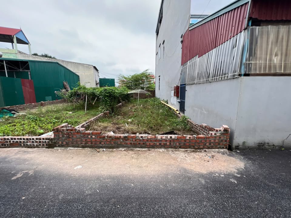 Đất Vân Nội 67m² giá 4.69 tỷ - Sổ đỏ chính chủ, ô tô đỗ cửa!