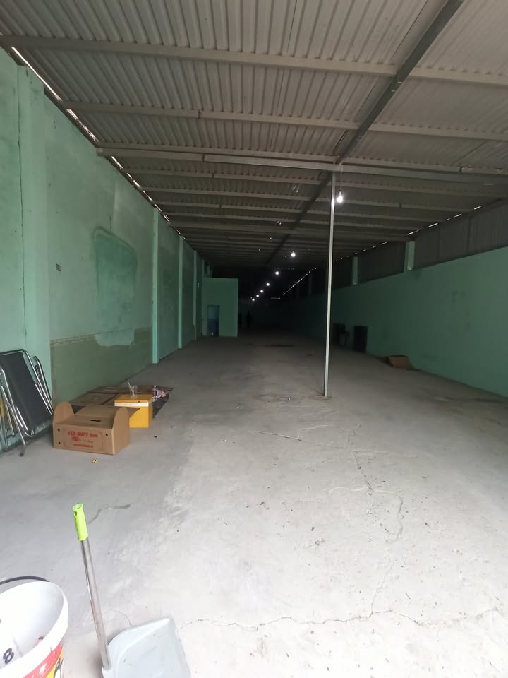 Cho thuê kho xưởng 345m² mặt tiền đường Giồng Ao - Giá chỉ 28 triệu/tháng!