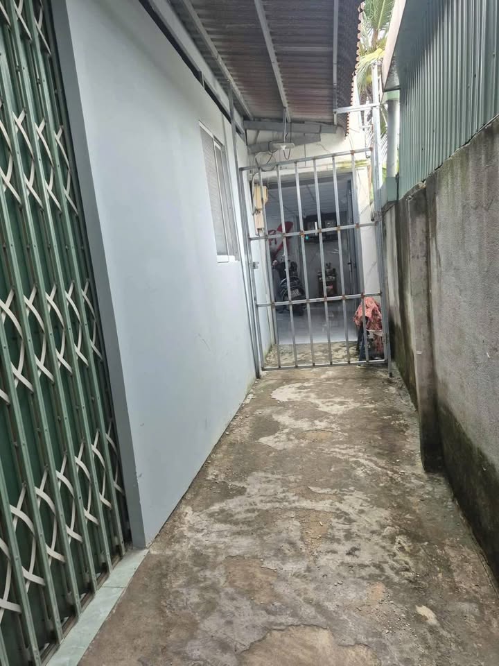 Nhà riêng hẻm 215 Long Phước 47m² giá 900 triệu - Pháp lý rõ ràng!