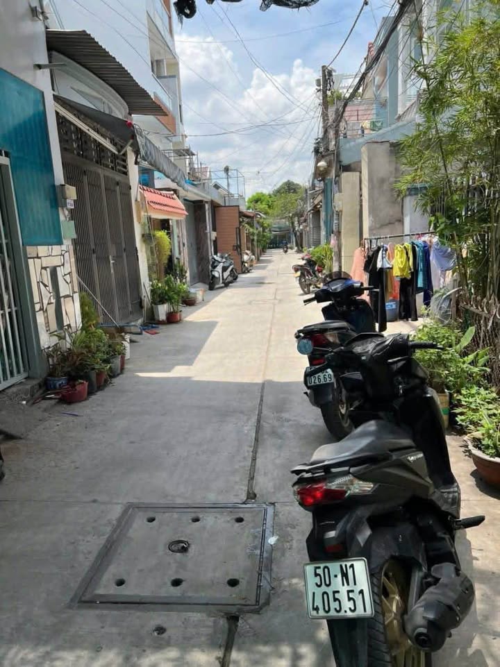 Đất nền 246m² đường Lê Trọng Tấn, Bình Tân - Giá 12 tỷ, thuận tiện xây dựng!