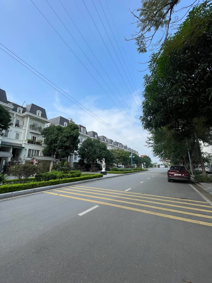 Townhouse Lideco Hoài Đức 154m² giá thỏa thuận - Mặt tiền 9.1m, 5 tầng hoàn thiện cơ bản!