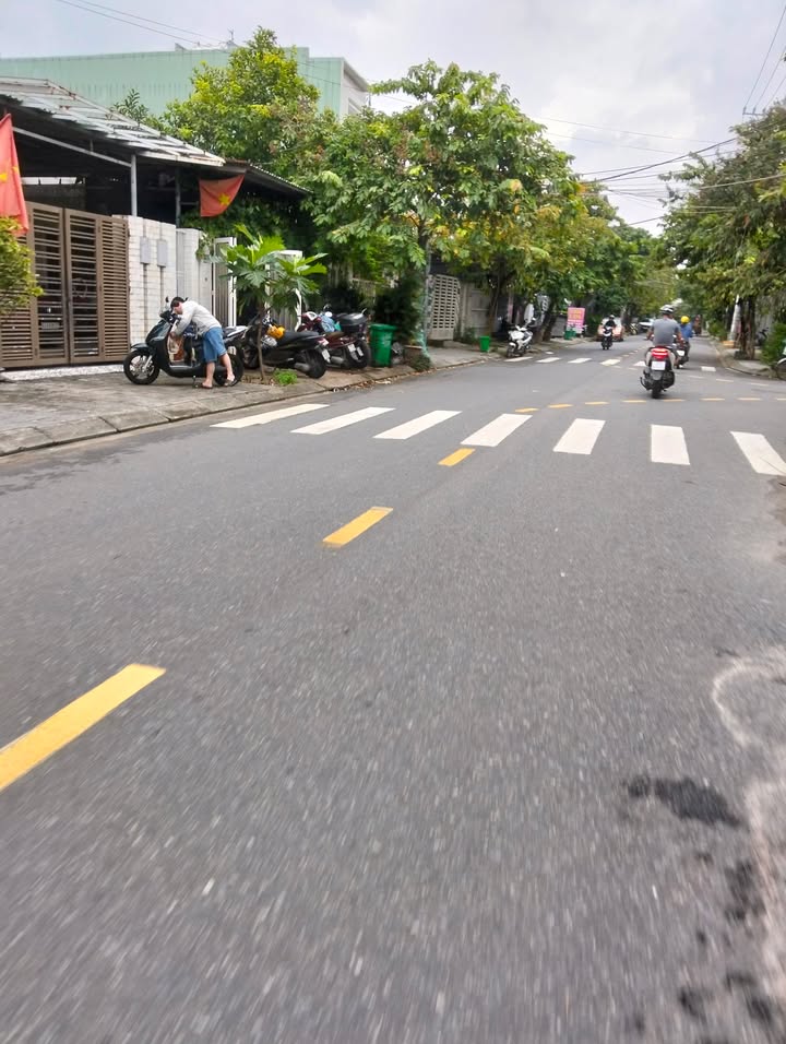 Nhà cấp 4 kiệt ô tô Hoàng Văn Thái 60m² giá 2.18 tỷ - Đầu tư sinh lời lý tưởng!