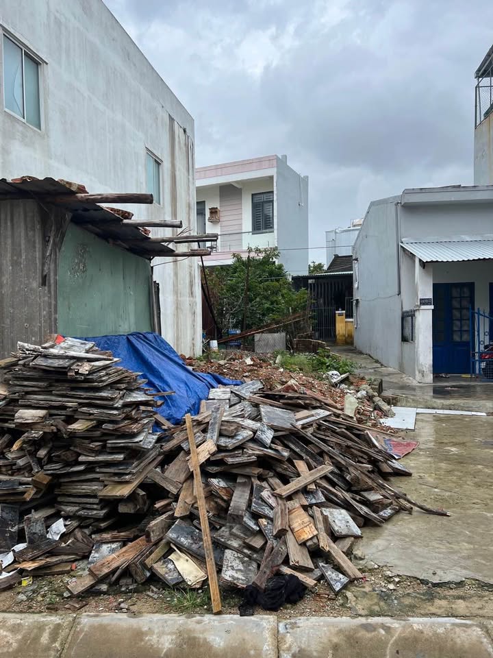 Đất nền Lê Bôi, Sơn Trà 106m² giá 6 tỷ - Mặt tiền rộng, gần biển!