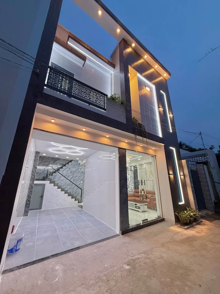 Nhà 1 Lầu Đẹp Tại Mỹ Tho 103m² giá 2.15 tỷ - Vị trí trung tâm, thương lượng nhẹ!