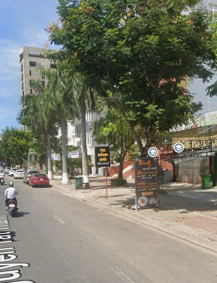 Nhà cấp 4 cho thuê mặt tiền Nguyễn Tất Thành, Hải Châu 125m² chỉ 12 triệu/tháng - Mặt tiền sầm uất!