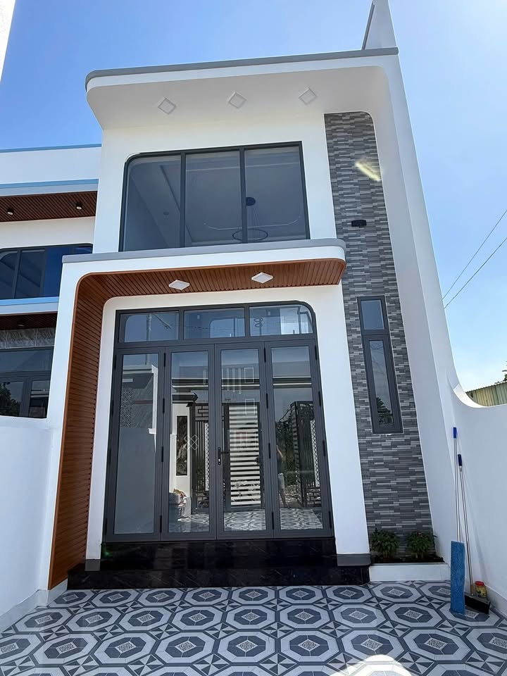 Nhà gác lửng 100m² Quận Biên Hòa giá 2.75 tỷ - Sổ riêng thổ cư 100%!