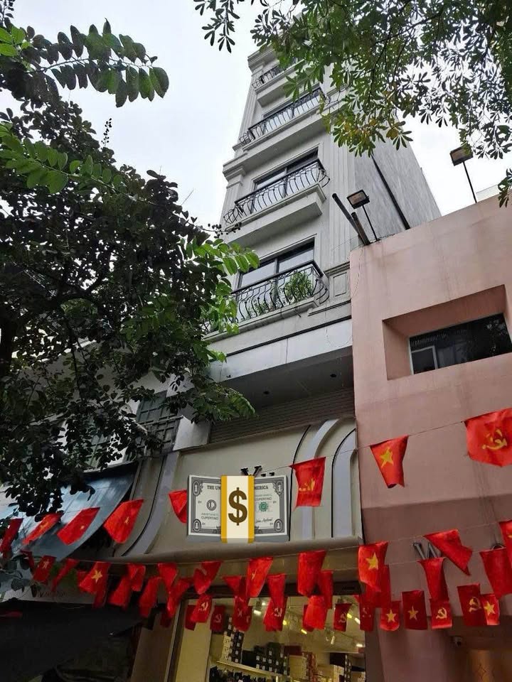 Nhà phố Ngọc Lâm Long Biên 167m² giá 67 tỷ - Kinh doanh sầm uất, view hồ tuyệt đẹp!