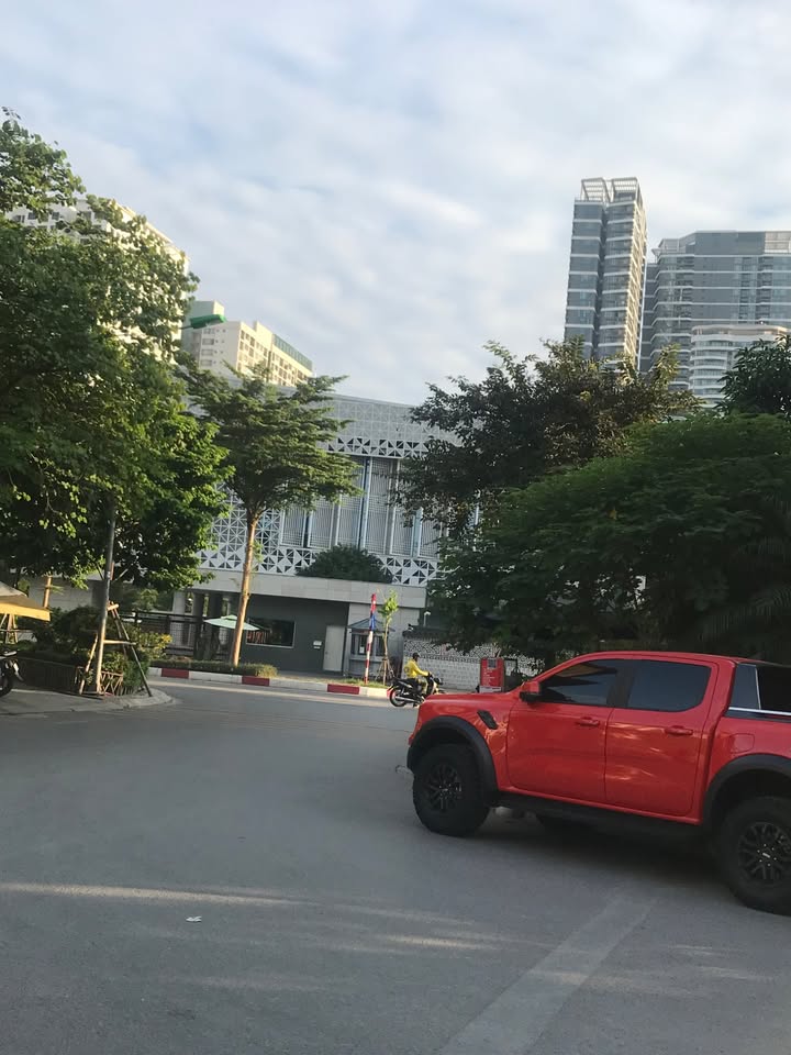 Nhà 5 tầng Xuân Đỉnh 30m² giá thỏa thuận - Xây mới, thang máy, ô tô tránh!