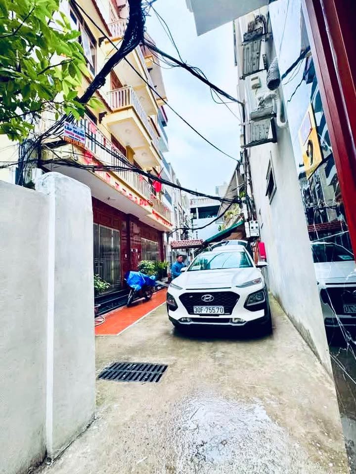 Nhà phố Xuân Đỉnh 28m² giá 6 tỷ - Sổ đỏ chính chủ, ô tô vào tận nhà!