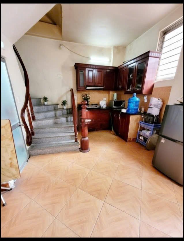 Cho thuê nhà 30m² tại ngõ 192 Tam Trinh, Hoàng Mai - Giá 8 triệu/tháng, đầy đủ nội thất!