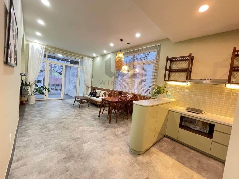 Nhà phố Phạm Hồng Thái, Đà Lạt 95m² giá 6.6 tỷ - Sẵn sàng vào ở!