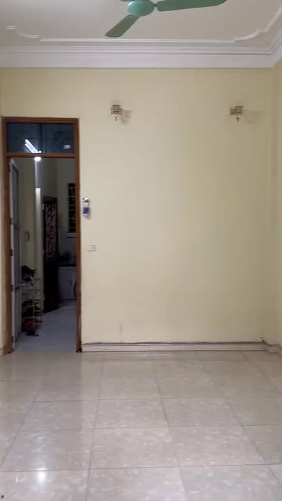 Cho thuê nhà mặt tiền 68 Định Công Thượng, Hoàng Mai - Phù hợp kinh doanh