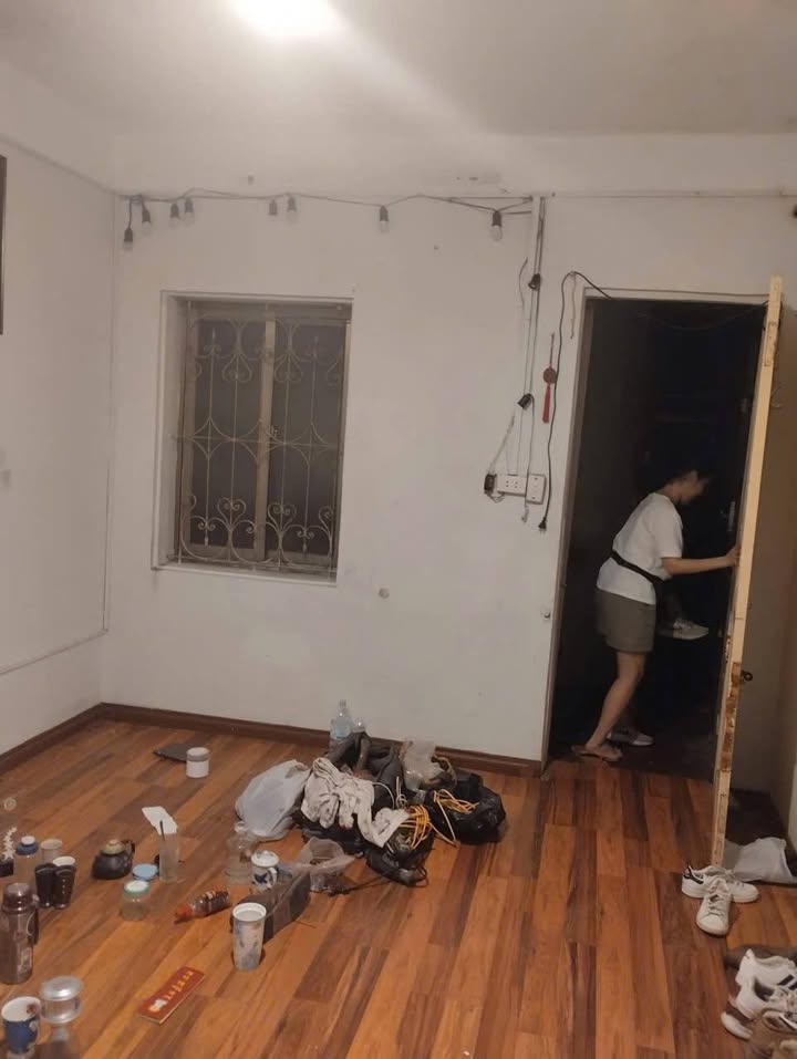 Căn hộ cho thuê tầng 3 khu tập thể 186 Ngọc Hà, Ba Đình 30m² - Giá chỉ 4.8 triệu/tháng!