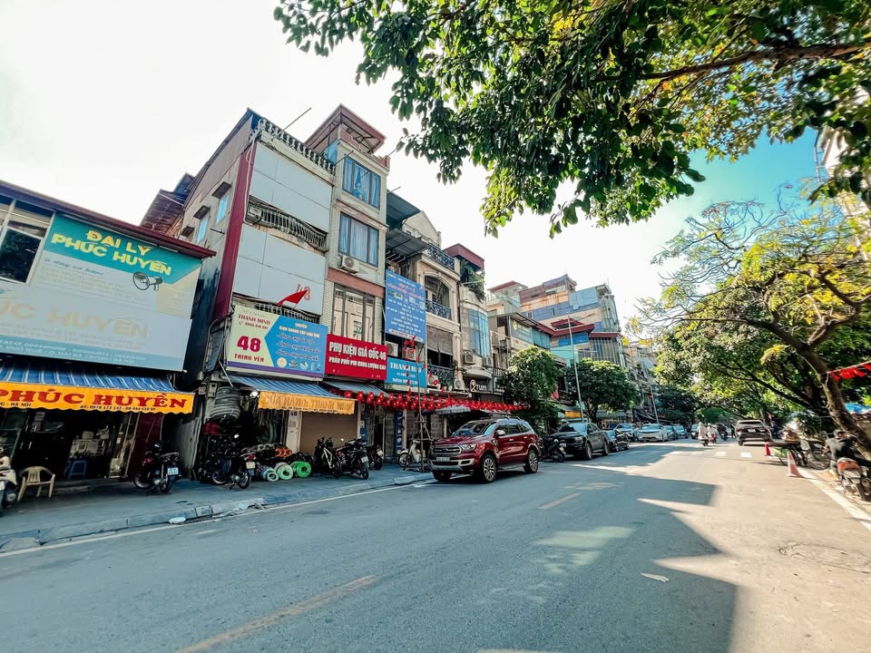 Nhà phố Thịnh Yên, Phố Huế 25m² giá 6.1 tỷ - Vị trí trung tâm hiếm có!