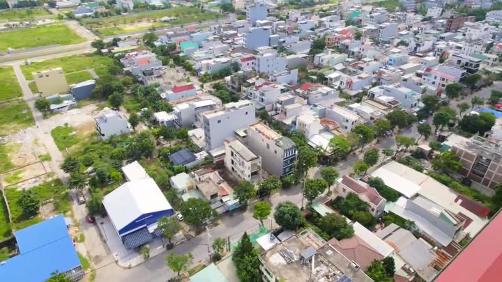 Đất nền Đà Nẵng 144m² giá 12 tỷ - Cách bãi tắm biển 100m!