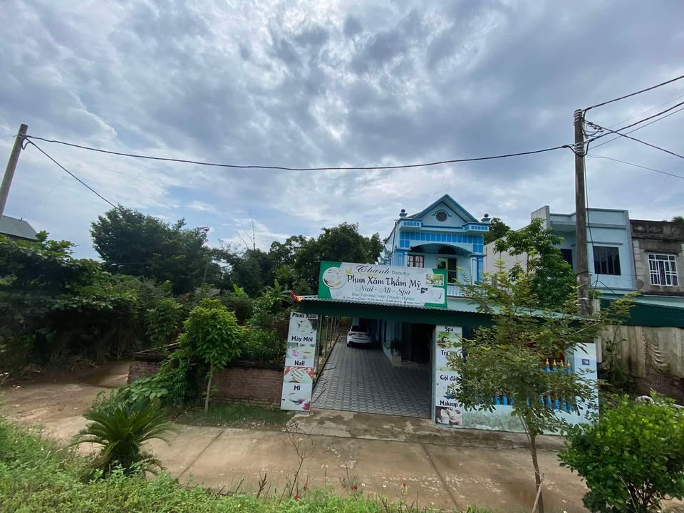 Nhà bán gấp tại Thị trấn Hạ Hòa 364m² giá 1 tỷ - Sẵn sàng vào ở ngay!