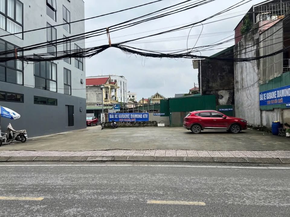 Lô đất kinh doanh mặt đường Đốc Thiết, TP Vinh 123m² giá 12 tỷ - Vị trí đắc địa cho mọi ngành nghề!