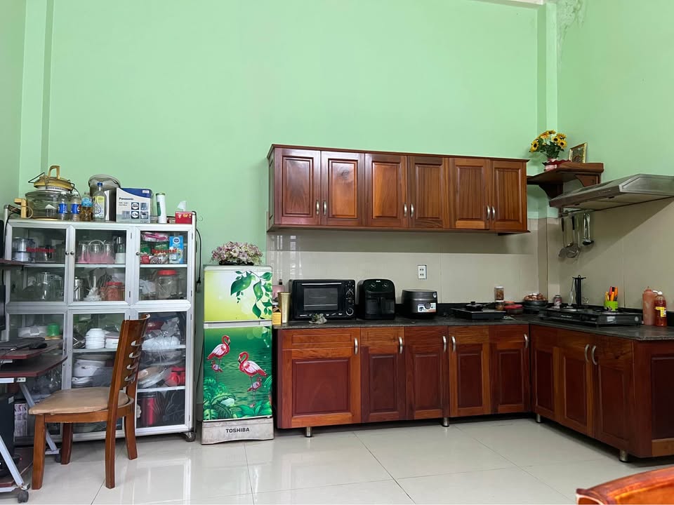 Nhà bán chính chủ đường Tuệ Tĩnh, Bảo Lộc 240m² giá 5.8 tỷ - Kinh doanh ổn định ngay!