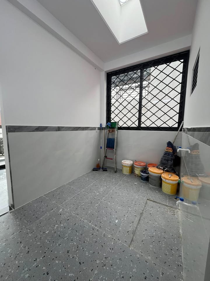 Nhà 3,5 tầng Lạch Tray 57m² giá 4.85 tỷ - Vị trí đắc địa, tiện nghi đầy đủ!