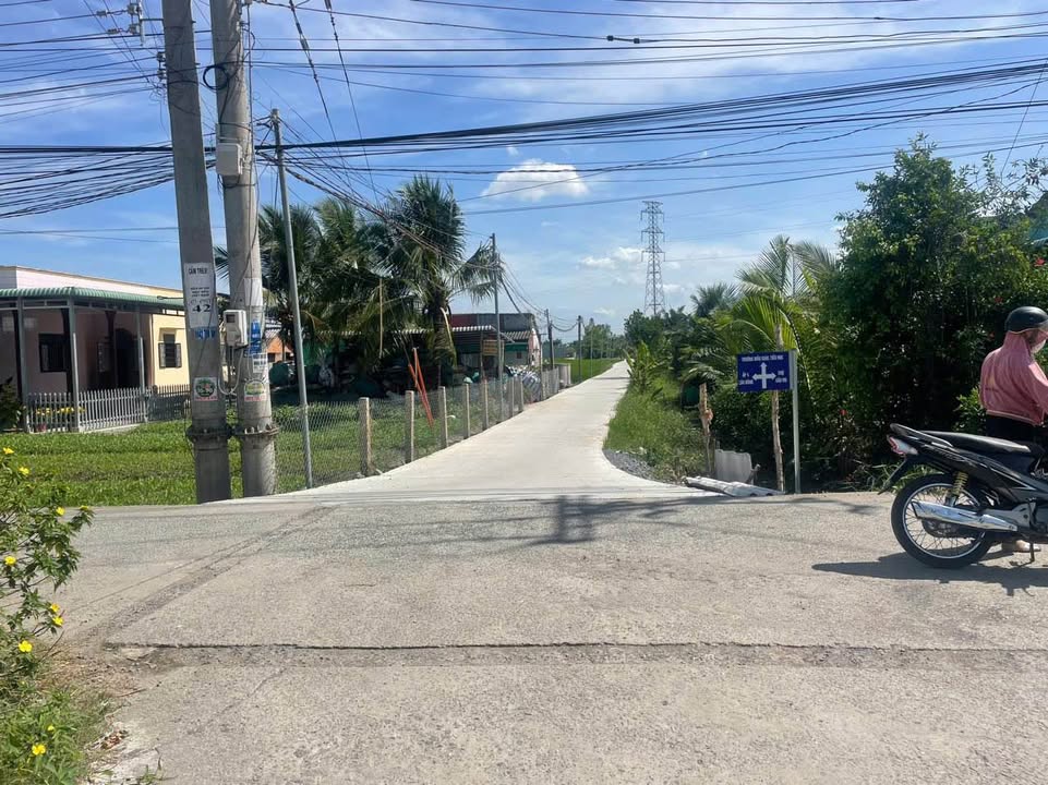 Đất nông nghiệp 1000m² tại ấp 5 Nhị Thành, Thủ Thừa - Giá 800 triệu, đầu tư sinh lời!