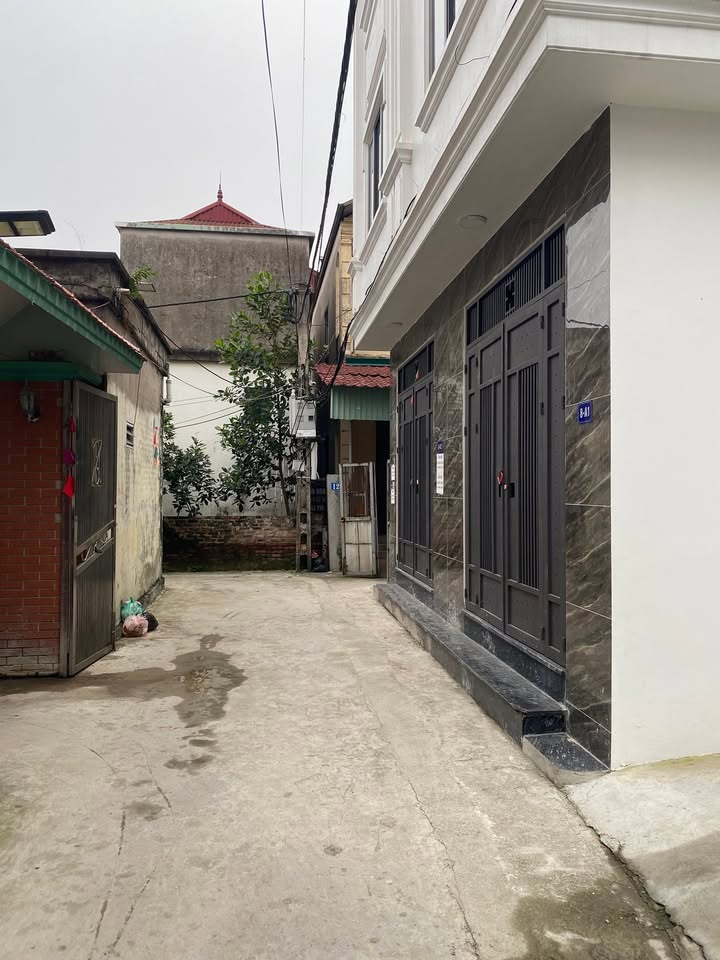 Nhà 3 tầng tại Tam Đa, Thanh Oai 43m² giá 4 tỷ - Lô góc, xe tải đỗ cửa!