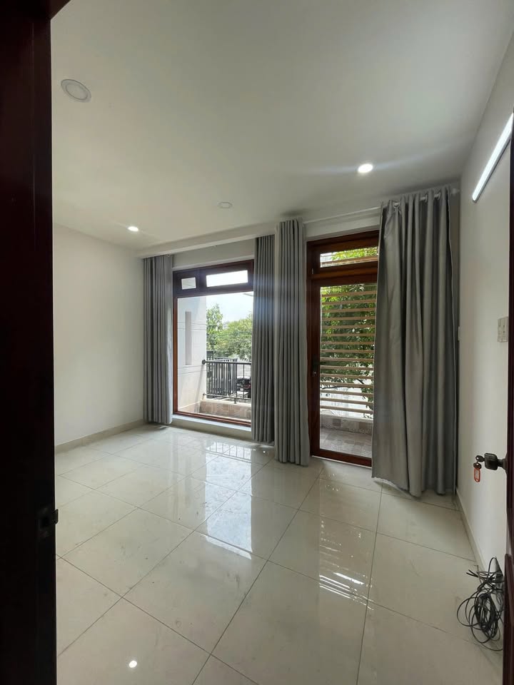 Nhà mặt tiền cho thuê tại KDC An Sương, Quận 12 - 90m² chỉ 22 triệu/tháng!