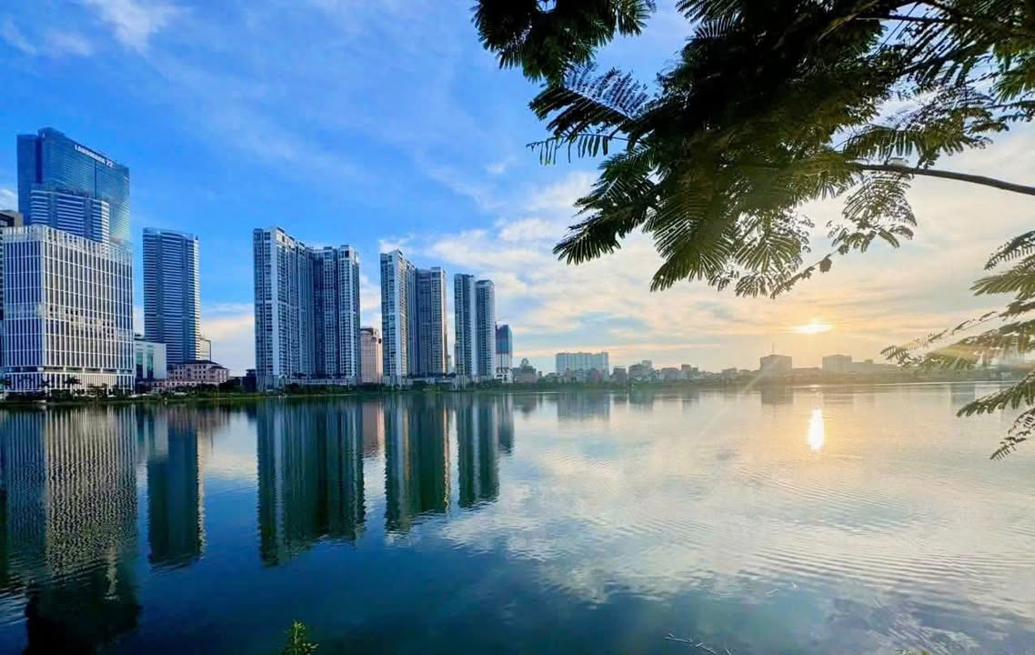 Căn hộ Vinhomes Westpoint 30m² giá 3,6 tỷ - Sẵn sàng vào ở ngay!