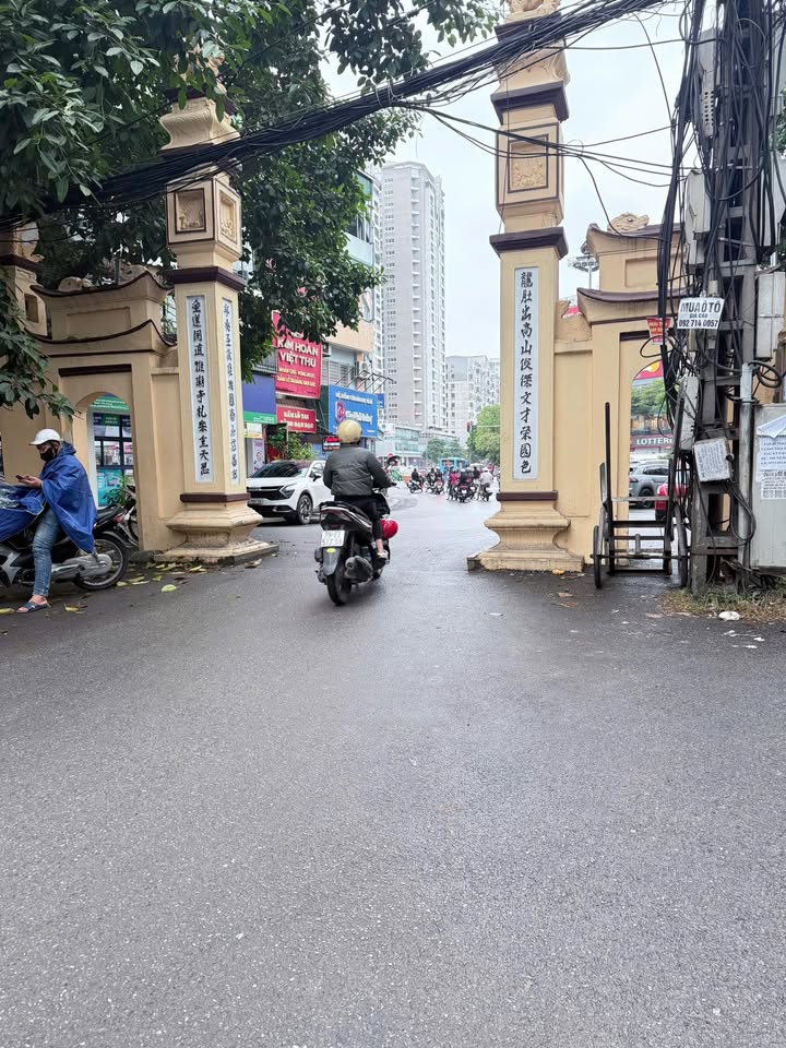 Nhà tập thể cũ cho thuê tại 190 ngõ 180 Kim Hoa, 30m² chỉ 3.5 triệu/tháng - Địa điểm thuận lợi!