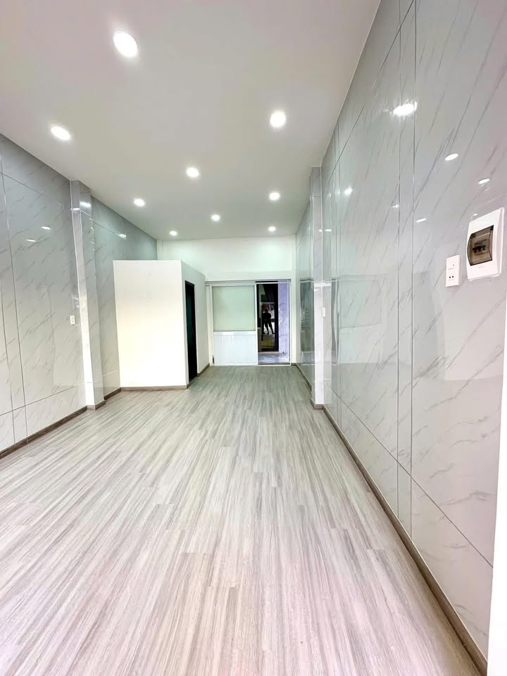 Nhà mặt tiền cho thuê đường Nguyễn Văn Đậu, quận Bình Thạnh - Kinh doanh ngay!