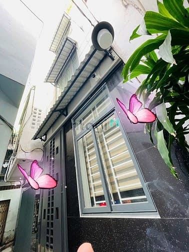 Nhà riêng Quận 3 - Cách Mạng Tháng Tám - 32m² giá 5.8 tỷ - Khu VIP, Sổ hồng chính chủ!