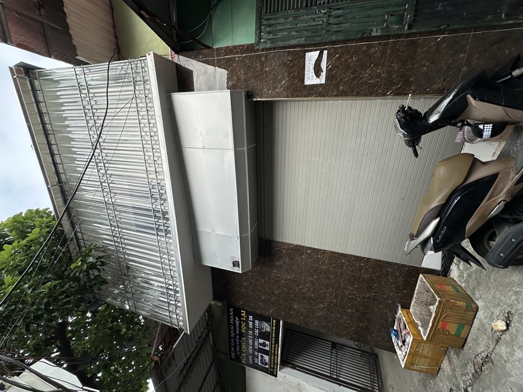 Đất tặng nhà 2 tầng tại Đại Mỗ, Nam Từ Liêm 44m² giá 2.3 tỷ - Tiện ích đầy đủ!