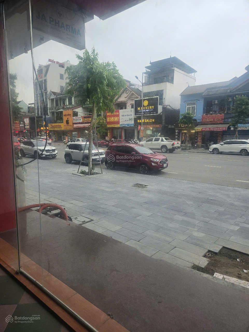 Nhà mặt phố Lê Hồng Phong, TP Vinh 375m² giá 22 triệu - Kinh doanh đắc địa!