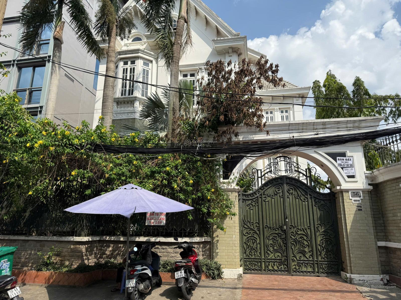 Cho thuê biệt thự 650m² Thảo Điền, Q2 - Hồ bơi riêng, sân vườn lớn