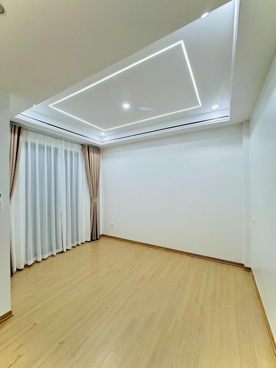 Nhà đẹp Phường Bạch Mai, Quận Hai Bà Trưng 46m² giá 12.2 tỷ - Ô tô đỗ cửa, kinh doanh sầm uất!