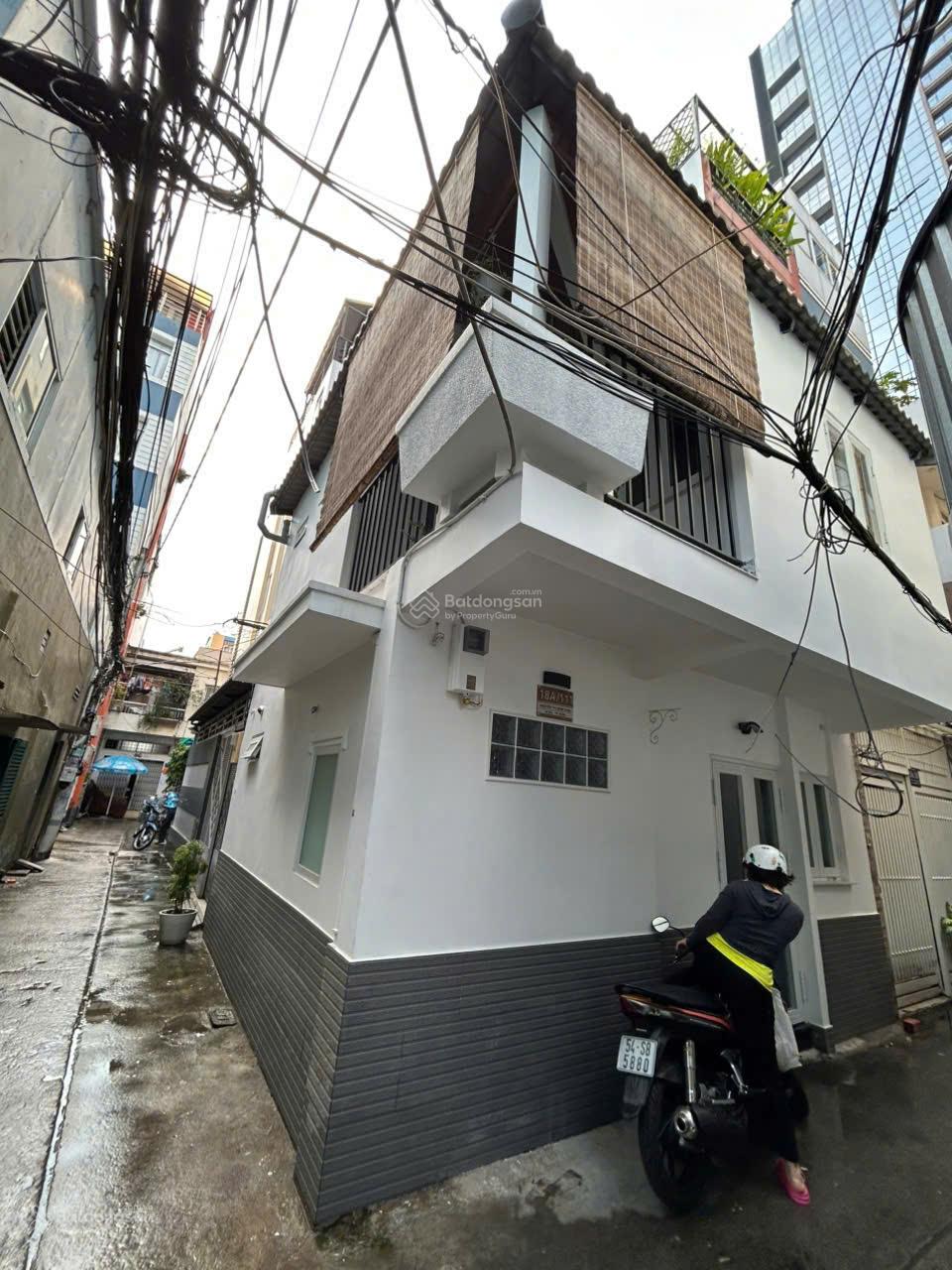 Cho thuê nhà mặt phố 18A/111 Nguyễn Thị Minh Khai, Quận 1, 75m² chỉ 20 triệu/tháng - Sẵn sàng vào ở ngay!