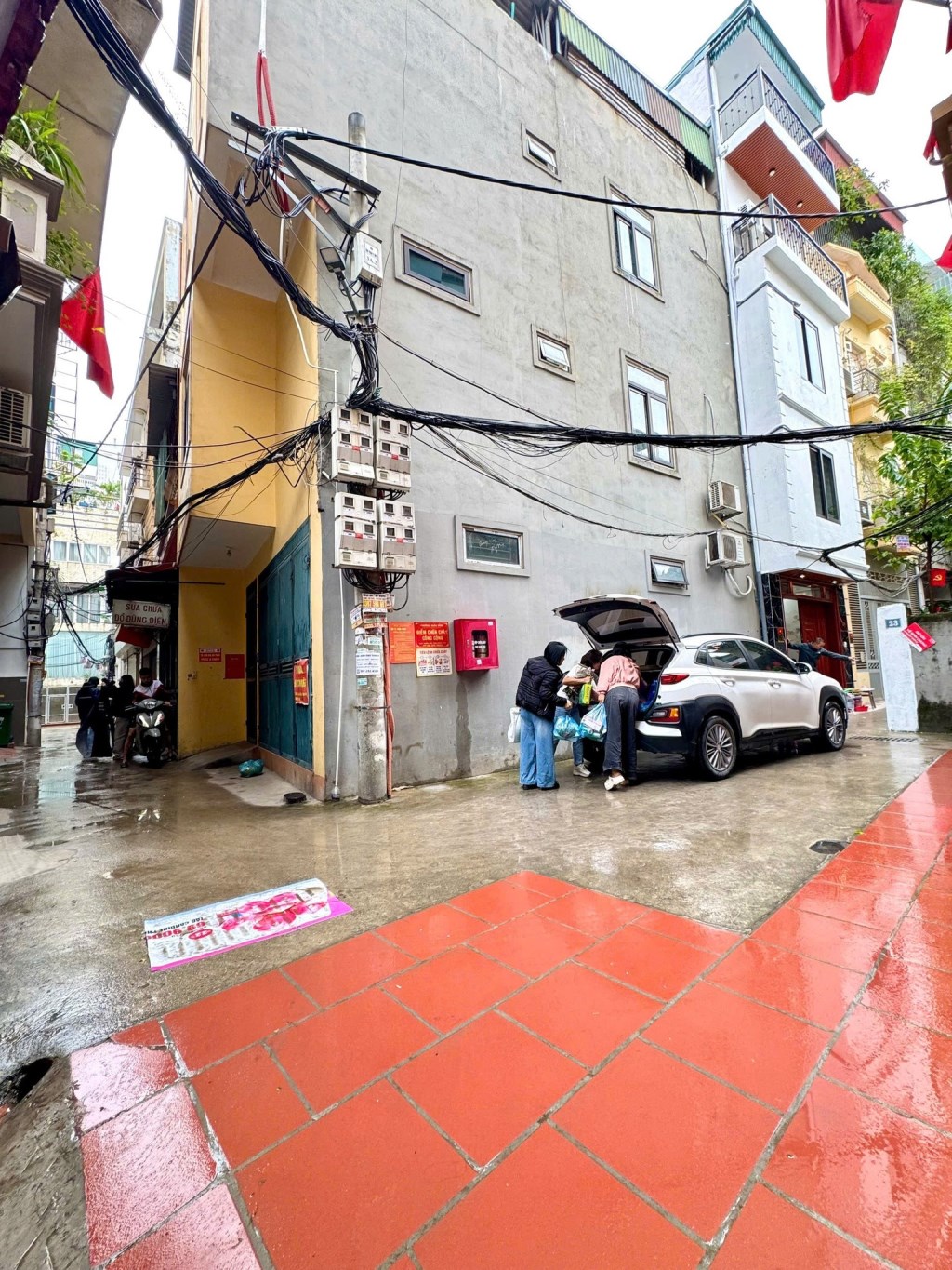 Nhà đẹp Xuân Đỉnh 21/23m² giá 6.95 tỷ - Ô tô đỗ cửa, tiện ích quanh khu vực!