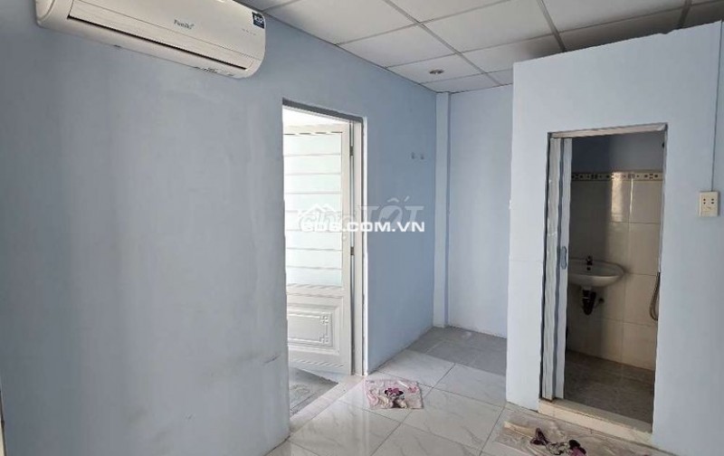 Phòng trọ mini Quận 4, 15m² giá chỉ 3.2 triệu - Không gian sống lý tưởng!