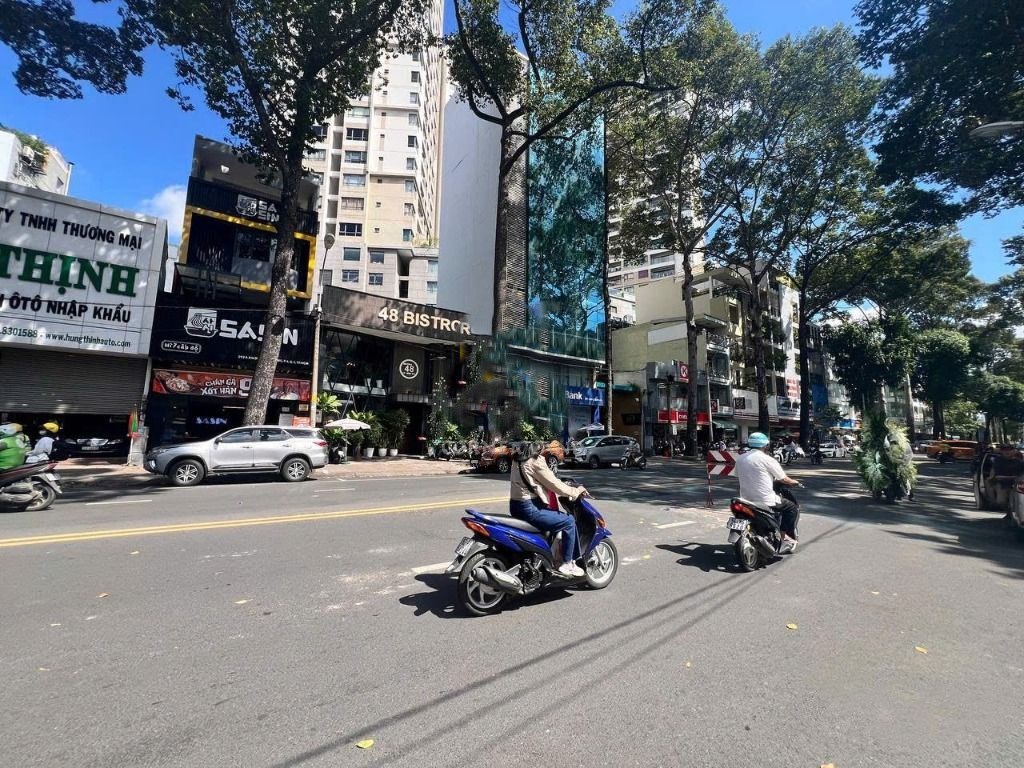 Nhà 2 mặt tiền An Dương Vương 56m² giá 18 tỷ - Cơ hội vàng cho nhà đầu tư!